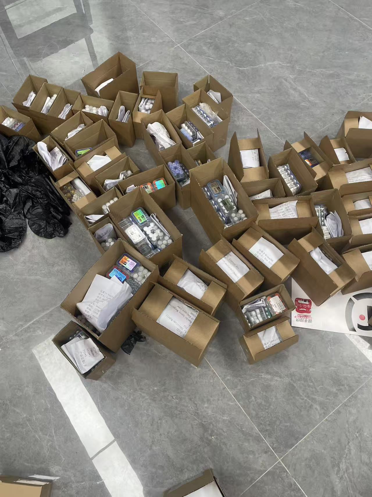 Shipment preparation and package handling context